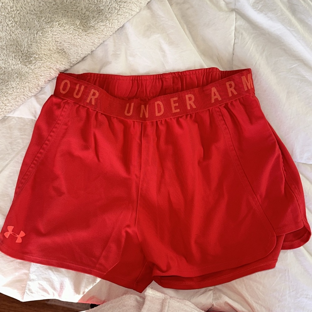 UNDER ARMOUR MEDIUM BURNT ORANGE SHORT